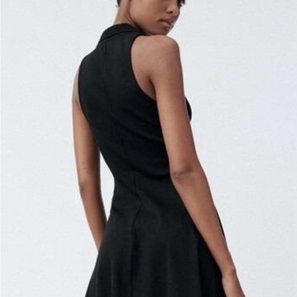 Backless Black Sleeveless A-Line Dress